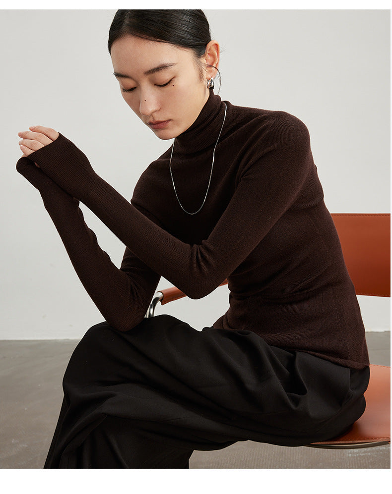 Women's Wool Turtleneck Sweater — View 10
