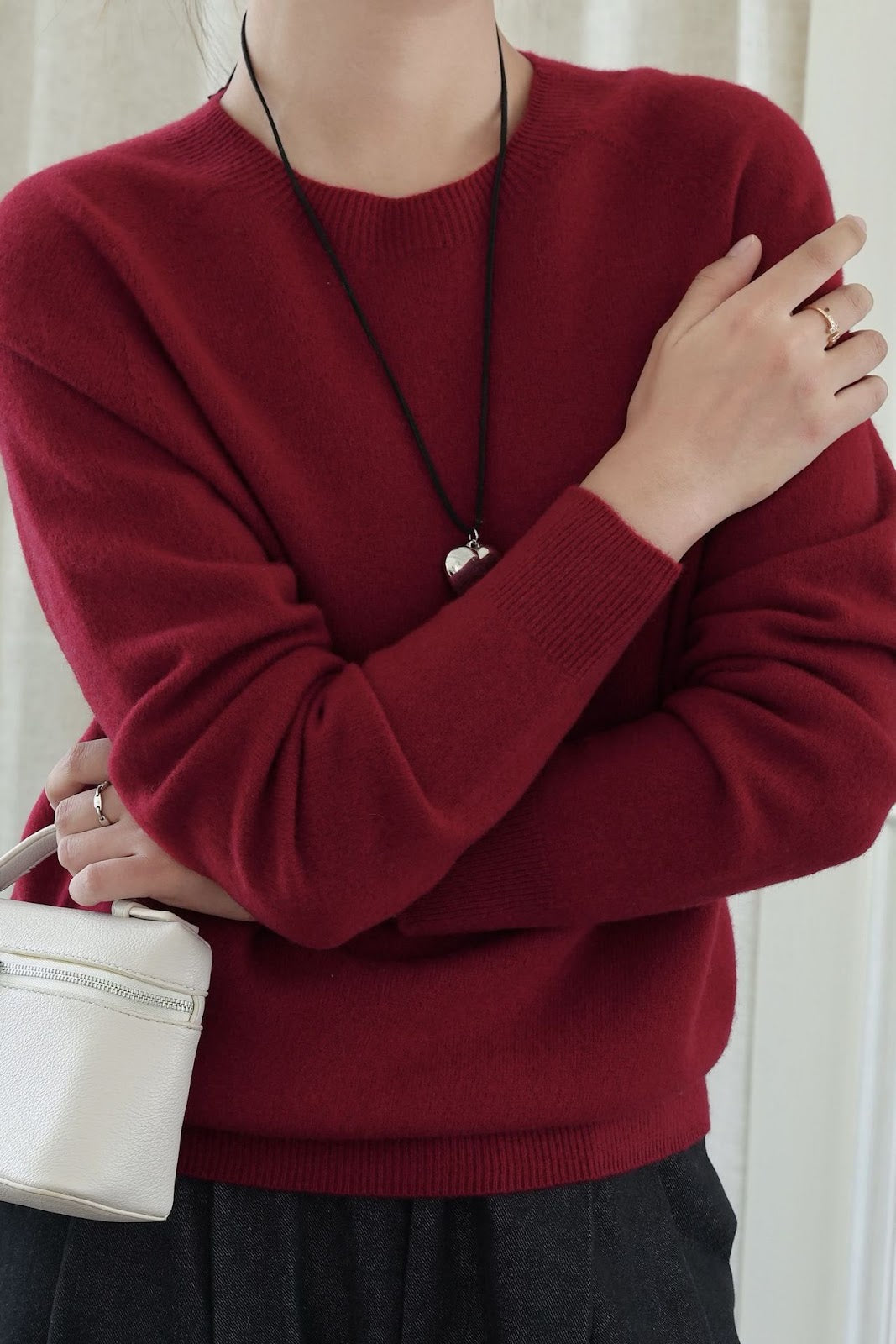 Women's Wool Relaxed Fit V Neck Sweater — View 7