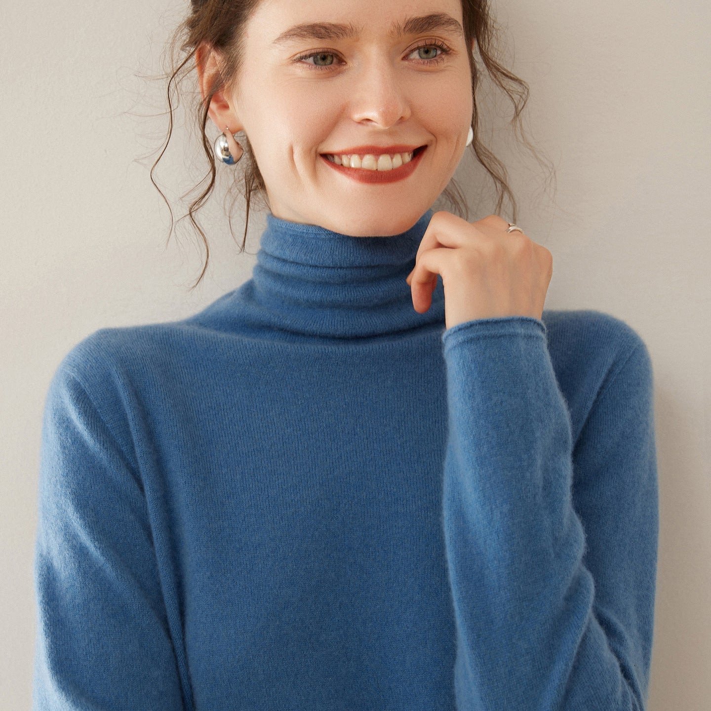 Women's Cashmere Mock Neck Sweater — View 12