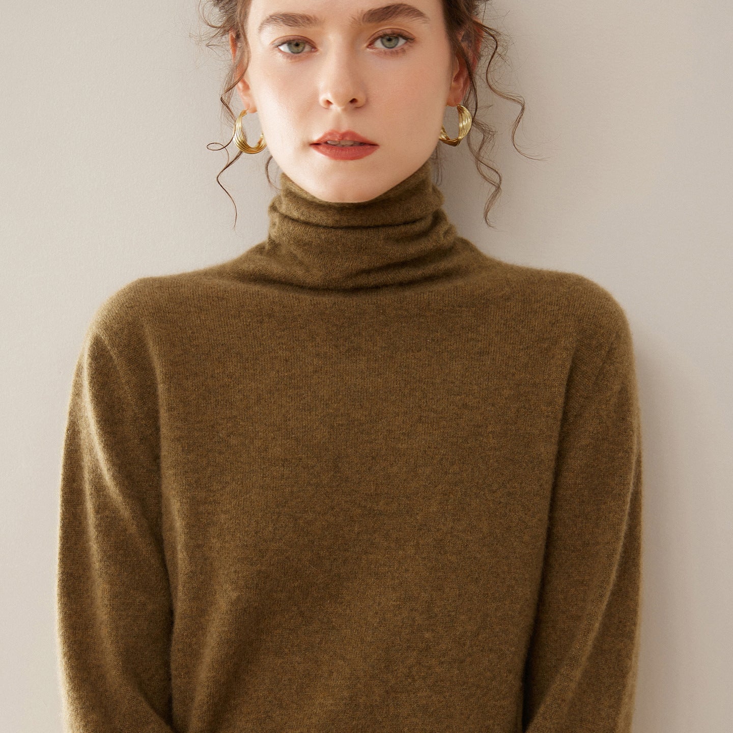 Women's Cashmere Mock Neck Sweater — View 7