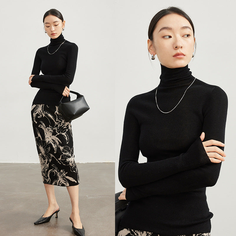 Women's Wool Turtleneck Sweater — View 1