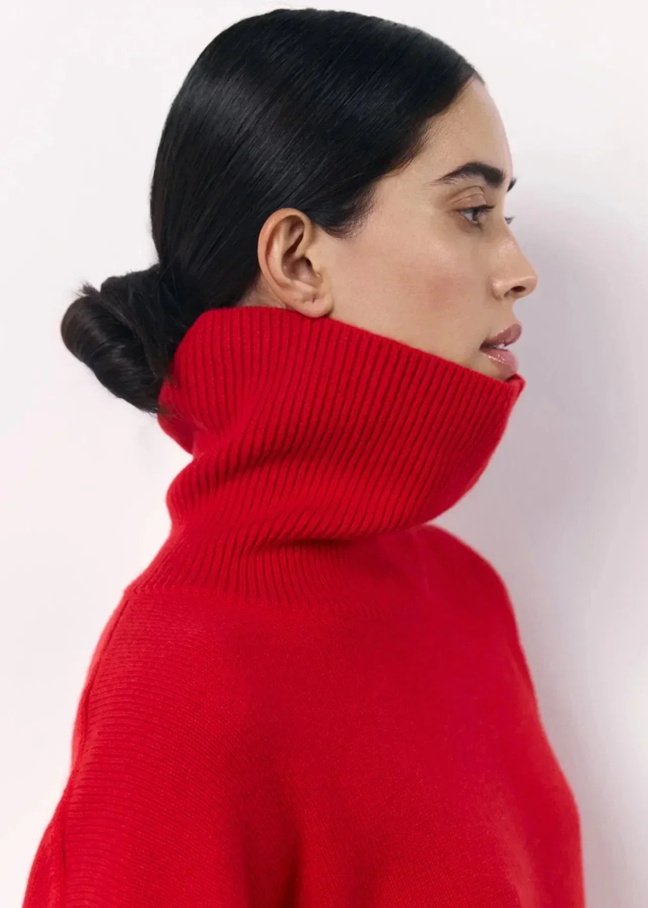 Women's Oversized Fine Knit Turtleneck Sweater — View 3