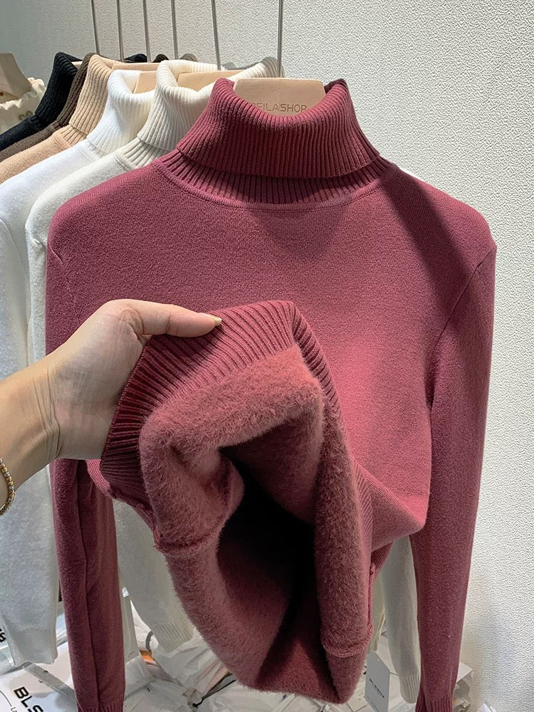 Women's Cashmere Oversized Turtleneck Sweater — View 12