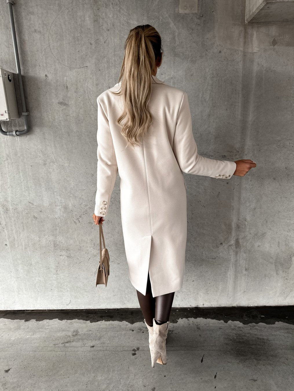Women's Winter Coat — View 4