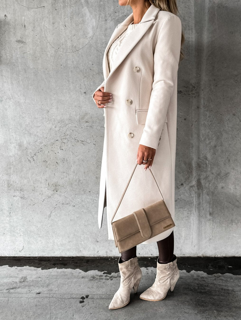 Women's Winter Coat — View 3