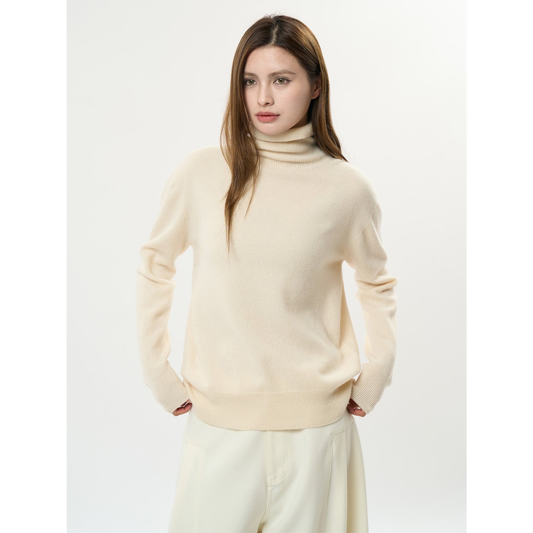 Women's Relaxed Fit Ribbed Fine Knit Turtleneck Sweater — View 8