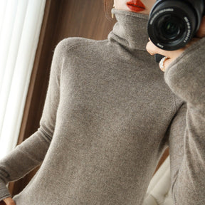 Women's Fitted Fine Knit Thumbhole Turtleneck Sweater — View 11