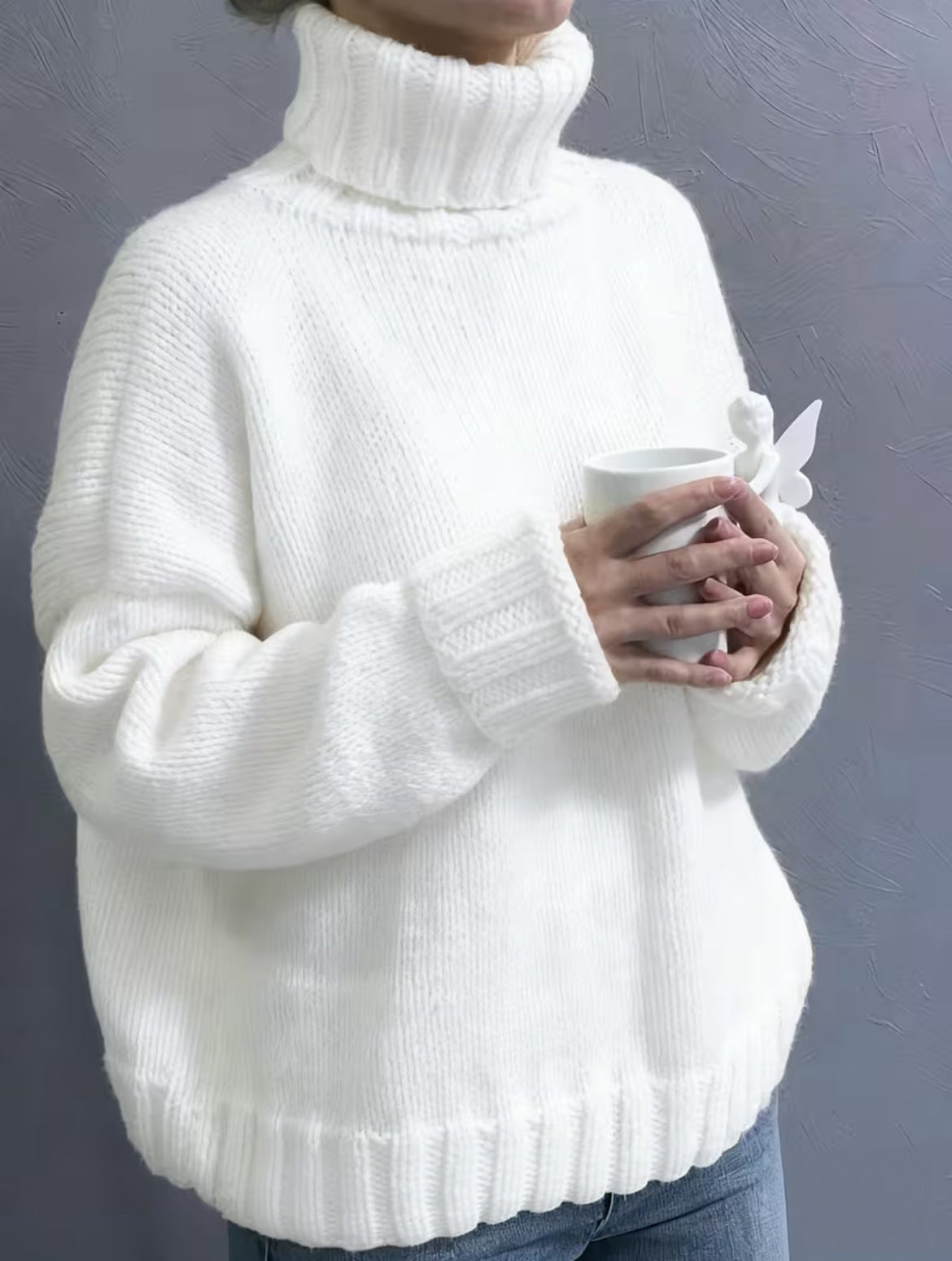 Women's Oversized Ribbed Drop Shoulder Turtleneck Sweater — View 10