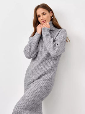 Women's Relaxed Fit Cable Knit Chunky Knit Turtleneck Sweater — View 7