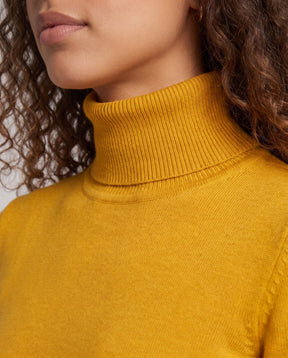 Women's Ribbed Turtleneck Sweater — View 3