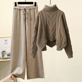 Women's Relaxed Fit Knit Set — View 3