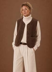 Women's Sherpa Fleece Vest | Teresa in Brown - Juana Fashion