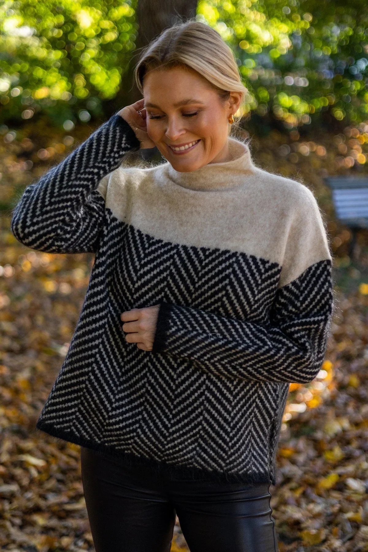 Women's Chunky Knit Turtleneck Sweater — View 1