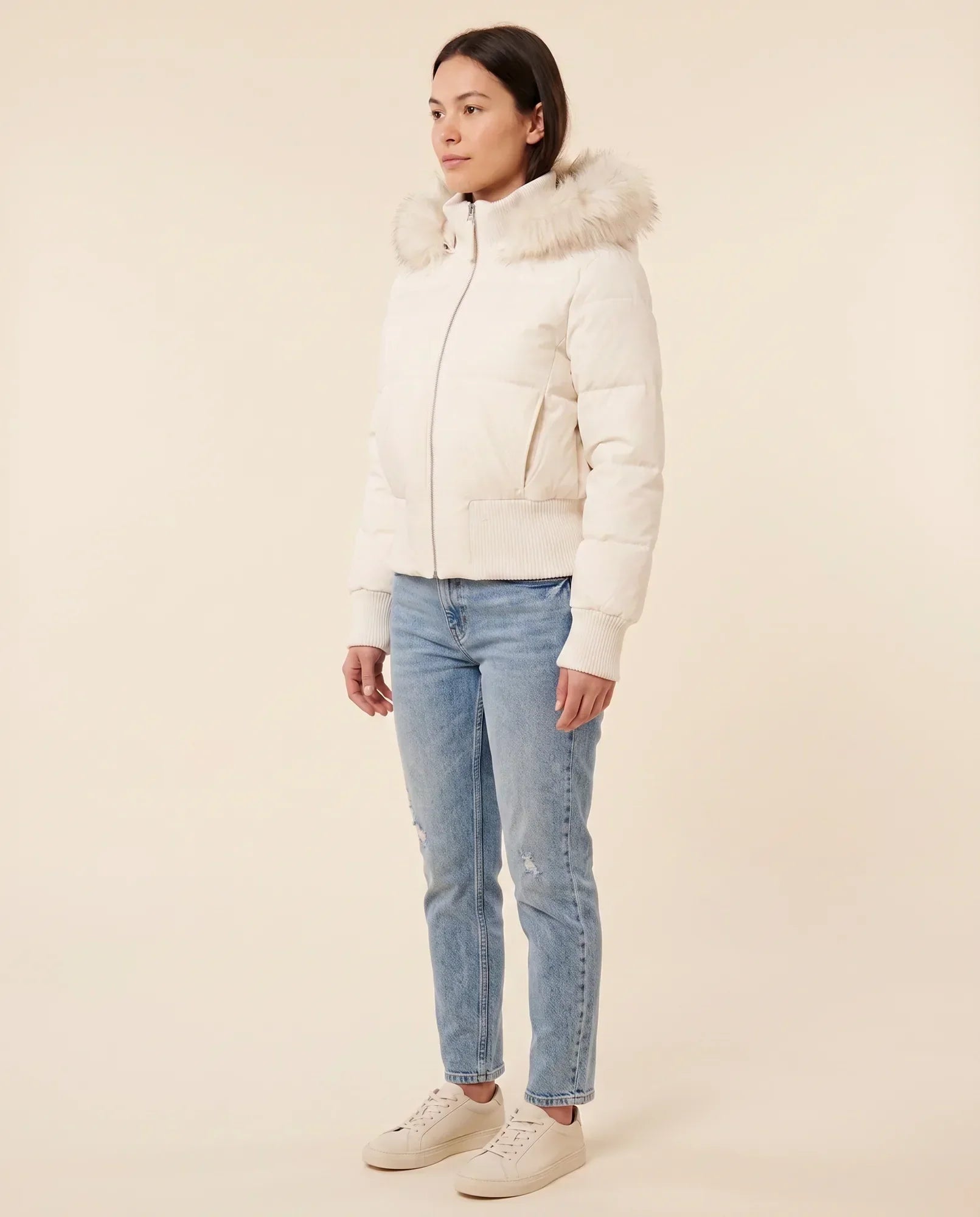 Women's Hooded Quilted Jacket with Ribbed Cuffs | Greta in Black - Juana Fashion