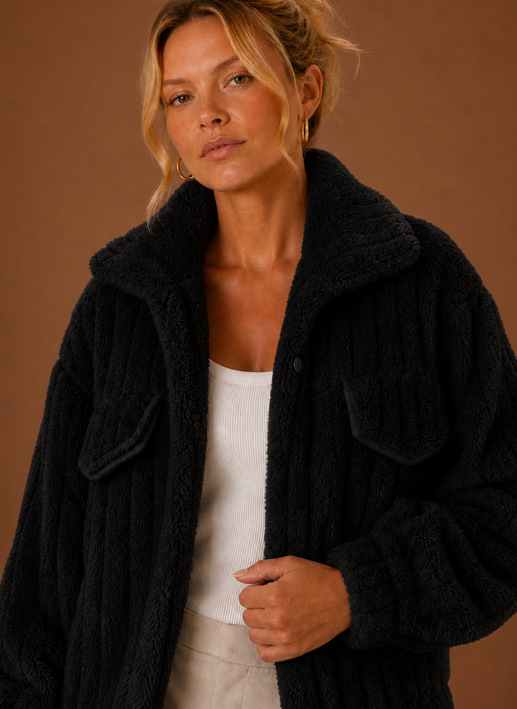 Women's Oversized Teddy Winter Coat | Ginevra in Black - Juana Fashion