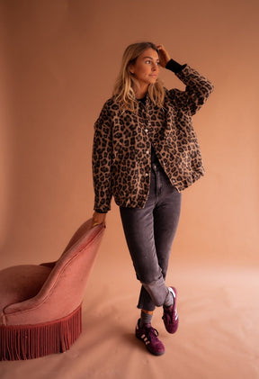 Women's Oversized Leopard Print Snap-Front Jacket | Luisa in Leopard Print - Juana Fashion