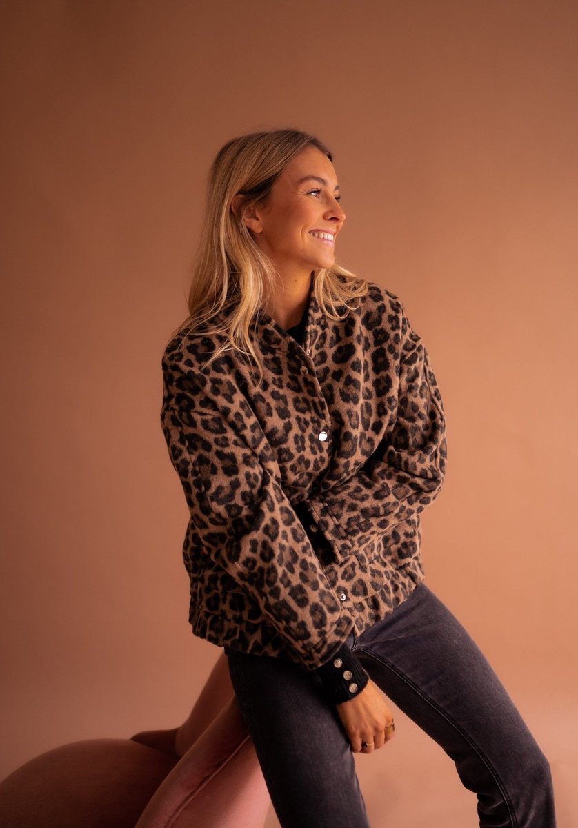 Women's Oversized Leopard Print Snap-Front Jacket | Luisa - Juana Fashion