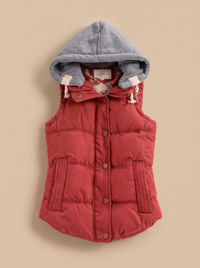 Women's Insulated Vest with Contrast Hood | Charlotte in Burgundy - Juana Fashion