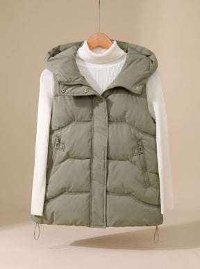 Women's Insulated Hooded Vest with Zippered Pockets | Annika in Green - Juana Fashion