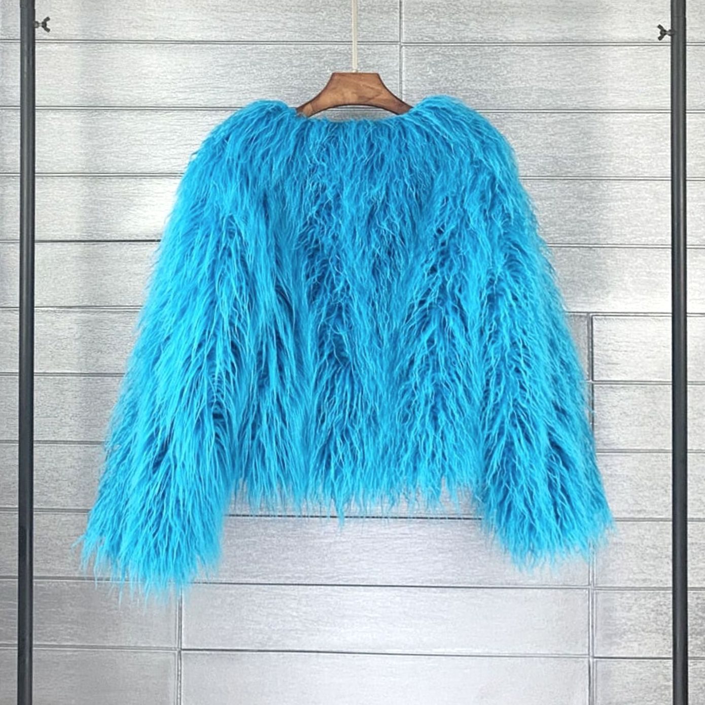 Women's Short Faux Fur Coat | Mia in White - Juana Fashion