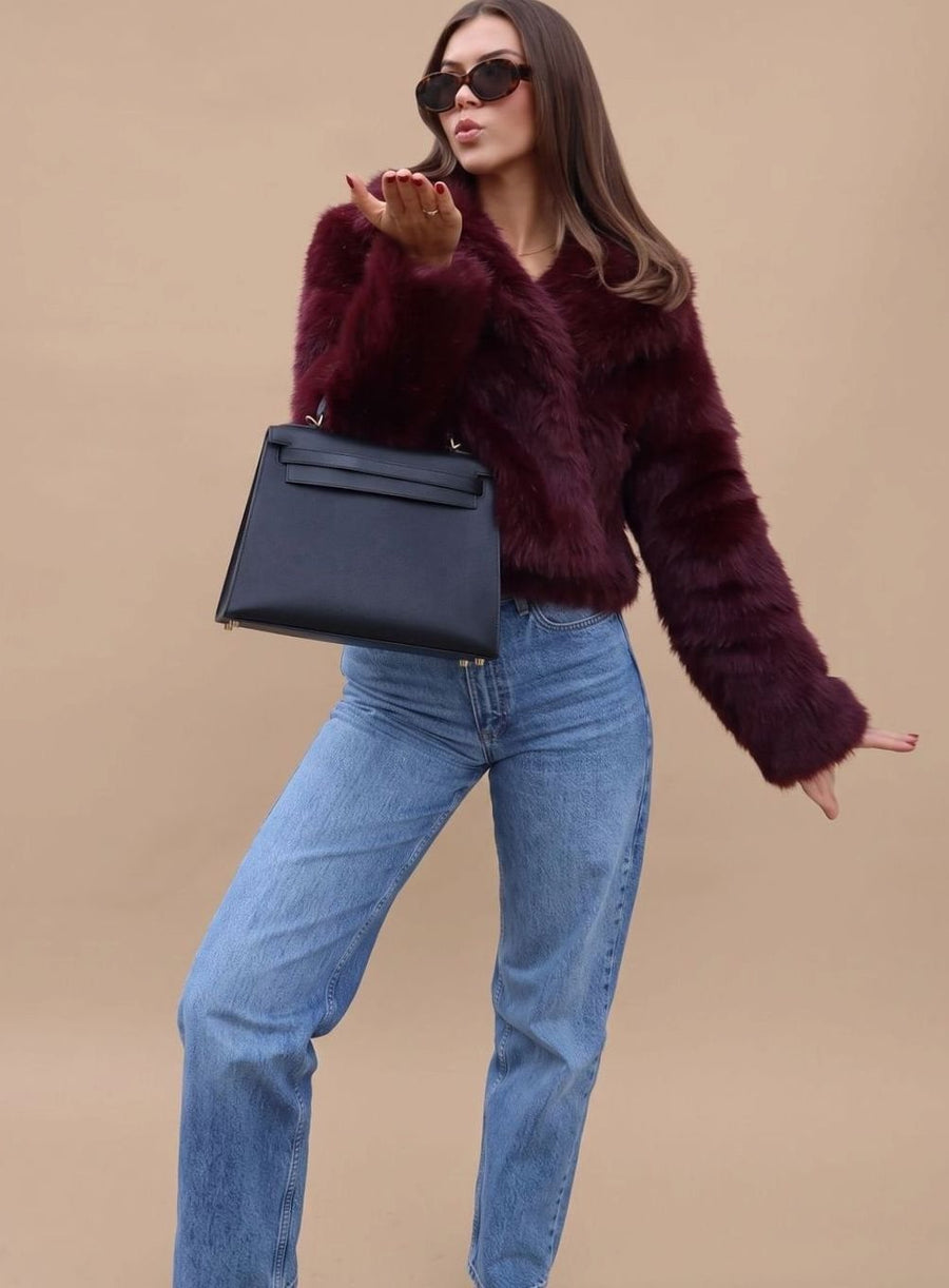 Women's Short Fitted Faux Fur Coat | Elisabeth in Burgundy - Juana Fashion