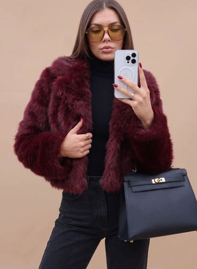 Women's Short Fitted Faux Fur Coat | Elisabeth - Juana Fashion