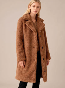 Women's Long Oversized Plush Coat | Clara in Beige - Juana Fashion