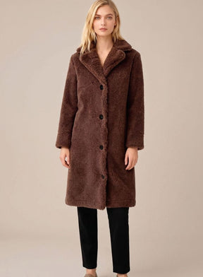 Women's Long Oversized Plush Coat | Clara in Beige - Juana Fashion